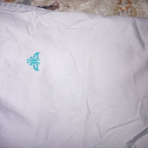 Med Couture pant scrubs and 3 scrub tops size small - Picture 14 of 16